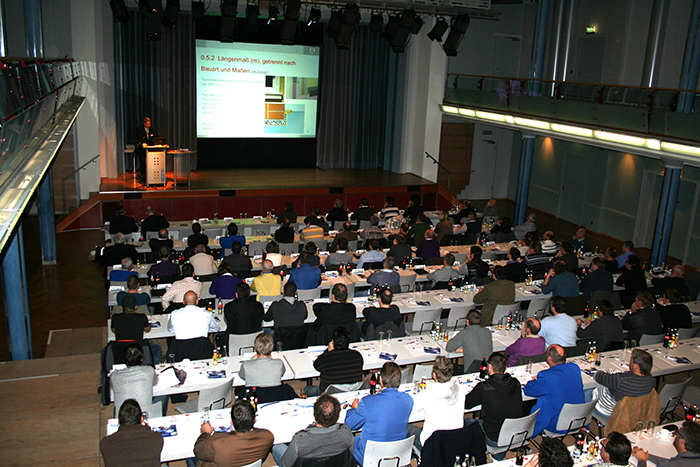 Besucher des Fassadendoktor-Symposium VII