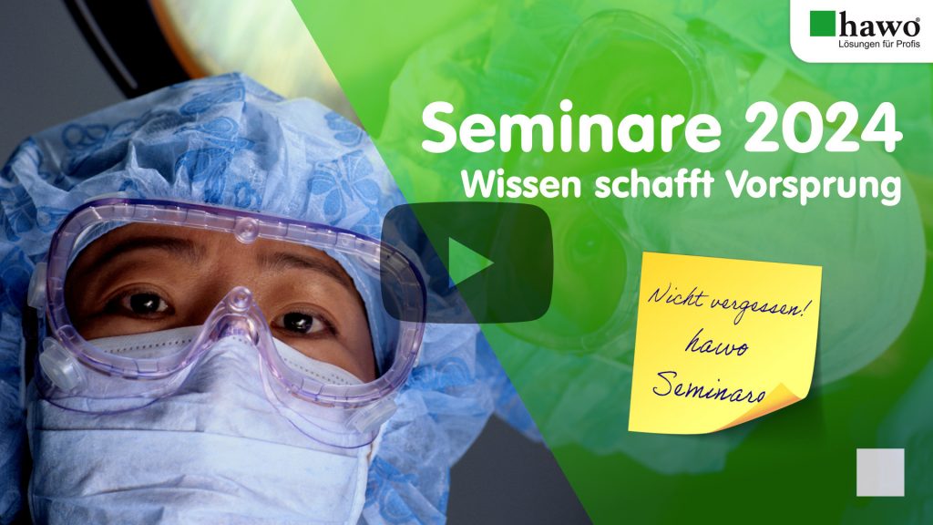 Vorschaubild YouTube-Video Fassadendoktor Seminare 2024 mit 2 Ärzten im Hintergrund und Sticker Nicht vergessen im Vordergrund